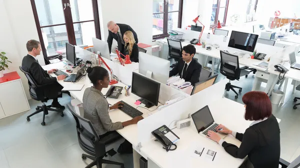 4 Gründe, warum das Backoffice in der Regel der beste erste Anwendungsfall für KI ist